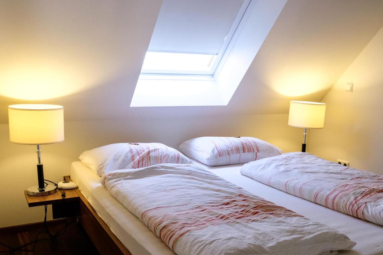 Jungingers Aparthotel Holzheim  エクステリア 写真