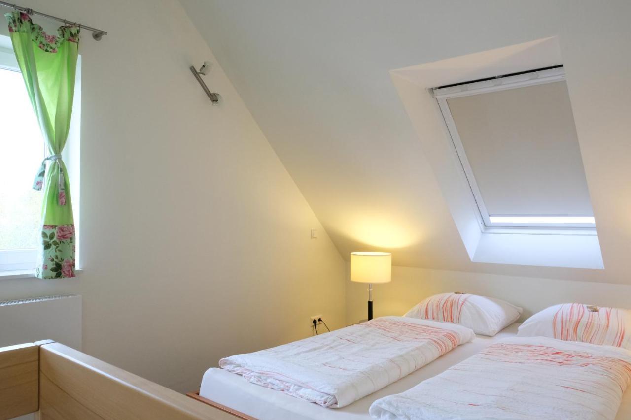 Jungingers Aparthotel Holzheim  エクステリア 写真